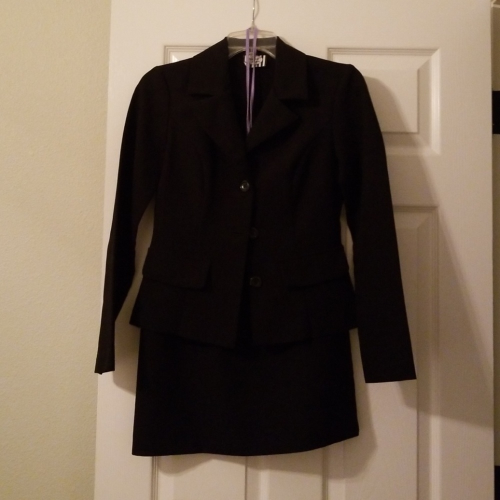2 piece suit